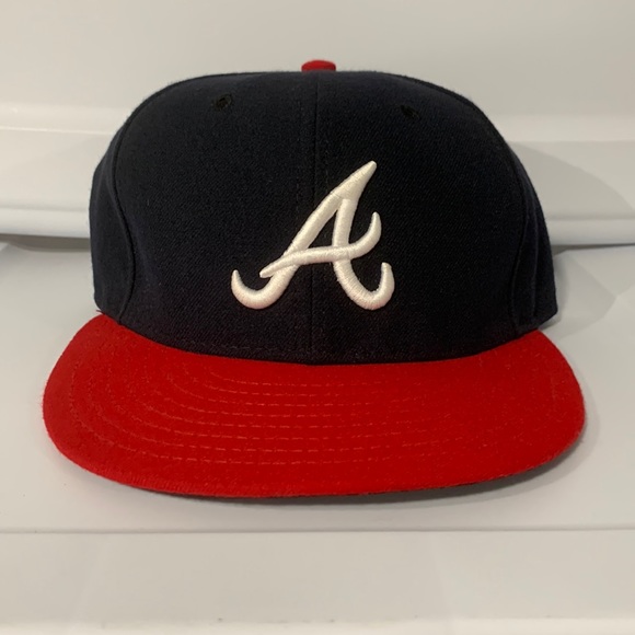 ATL Braves Fitted Hat - Picture 1 of 5